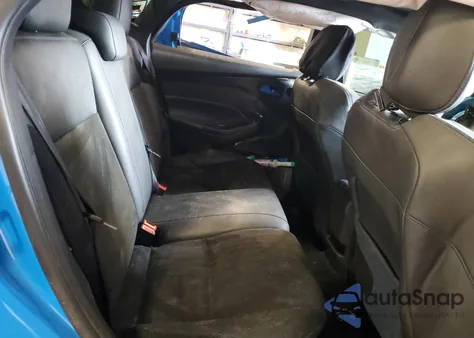 2018 Ford Focus Rs из США, поврежденный, VIN WF0DP3TH1J4126360